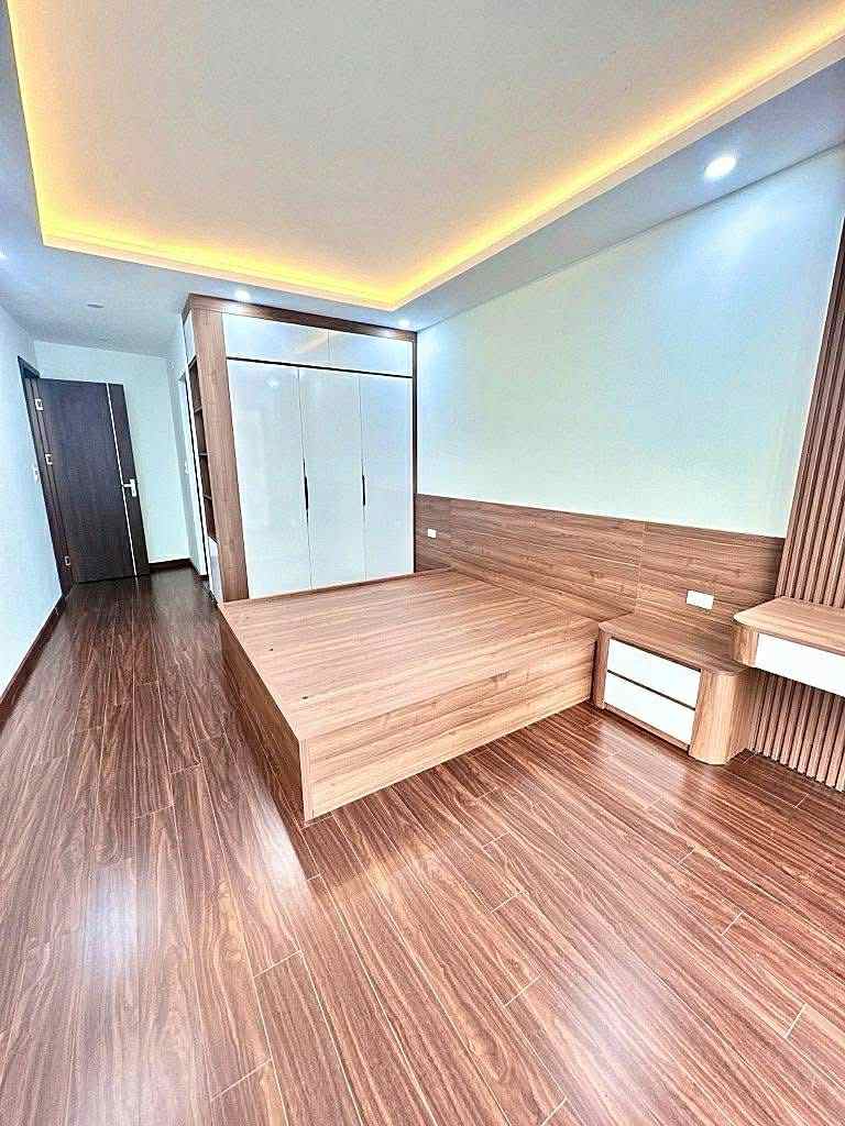 Cần bán nhà Hào Nma quận đống đa , Hà Nội